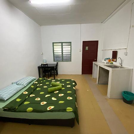 Padang Besar Roomstay Firdaus Экстерьер фото